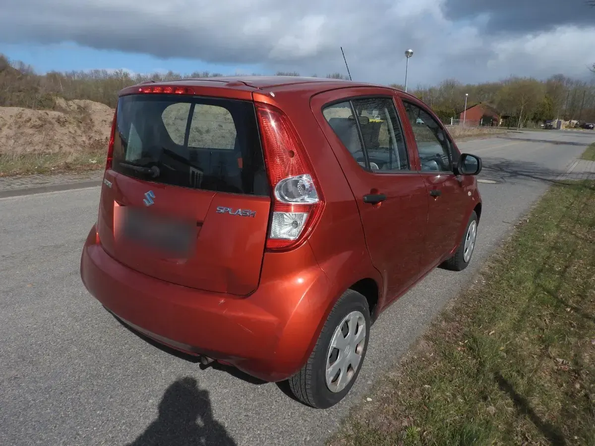 Gebraucht Suzuki Splash 65 PS (47 kW) 2009 Orange Kleinwagen
