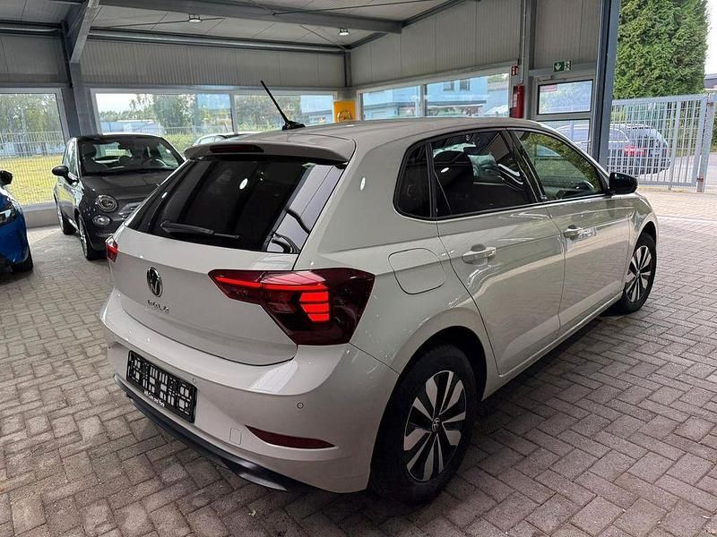 Gebraucht VW Polo Move 80 PS (58 kW) 2024 Grau Limousine