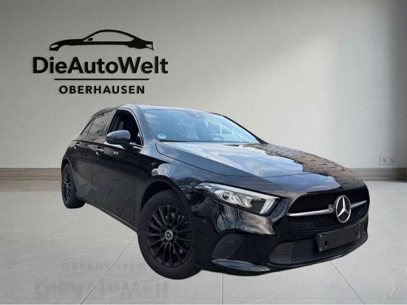 Gebraucht Mercedes A200 163 PS (119 kW) 2018 Schwarz Kleinwagen