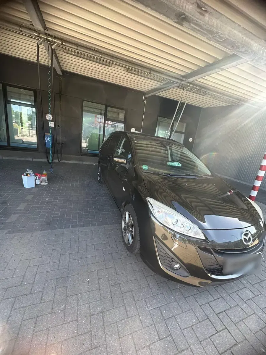 Gebraucht Mazda 5 116 PS (85 kW) 2011 Schwarz Van / Kleinbus