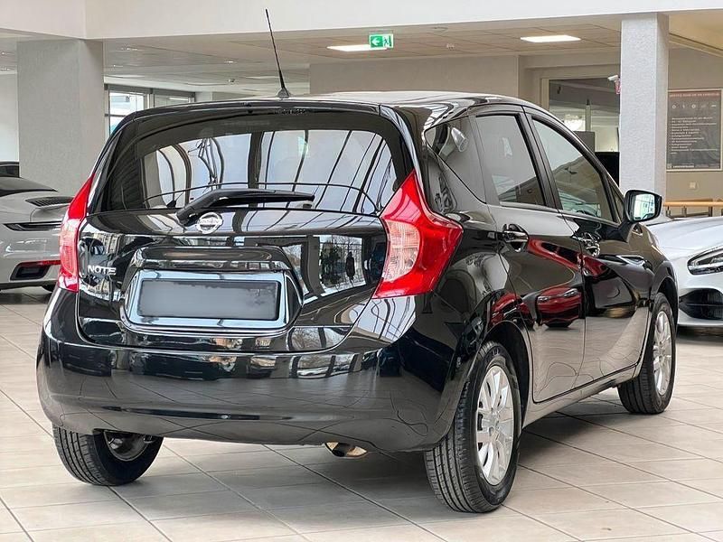 Gebraucht Nissan Note Acenta 80 PS (58 kW) 2016 Schwarz metallic Kleinwagen