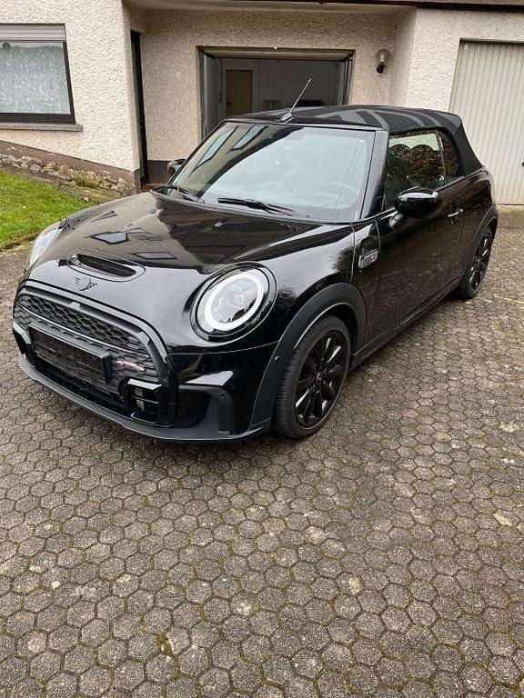 Gebraucht Mini John Cooper Works 178 PS (130 kW) 2021 Schwarz Kleinwagen