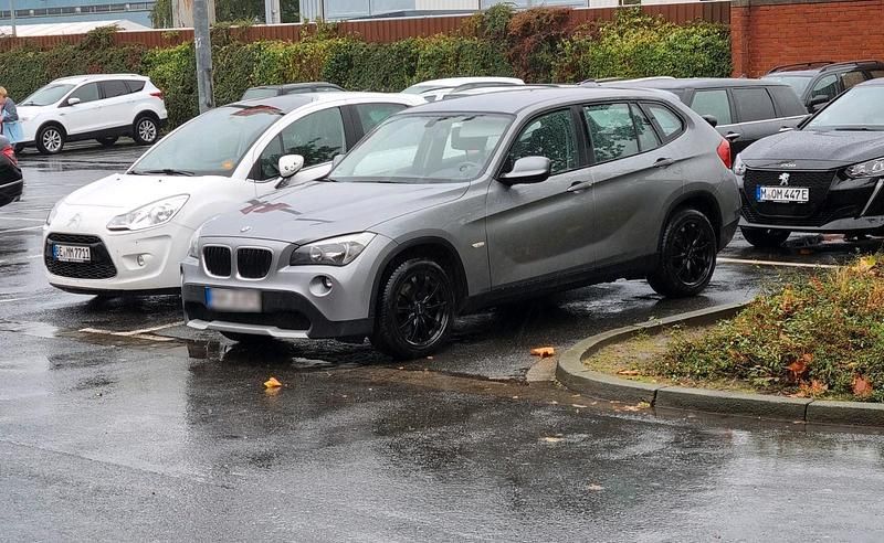 Gebraucht BMW X1 177 PS (130 kW) 2010 Grau SUV