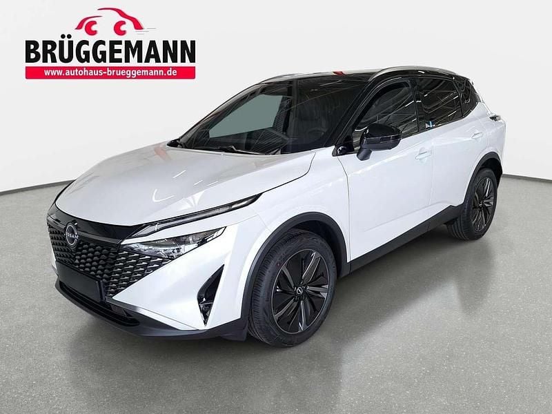 Pearl white / black Neu 2025 Nissan Qashqai Tekna SUV | 29.990 € (Superpreis) - Bild 1/4