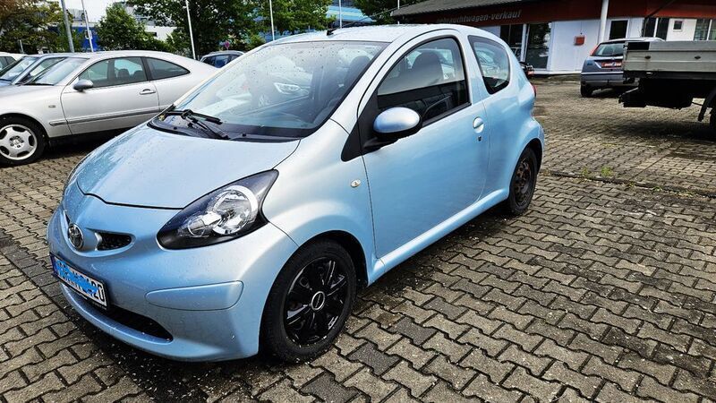Blau Gebraucht 2008 Toyota Aygo Cool Kleinwagen | 1.500 € (Fairer Preis) - Bild 1/4