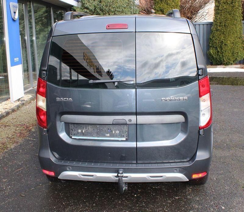 Gebraucht Dacia Dokker Stepway 90 PS (66 kW) 2017 Grau Van / Kleinbus