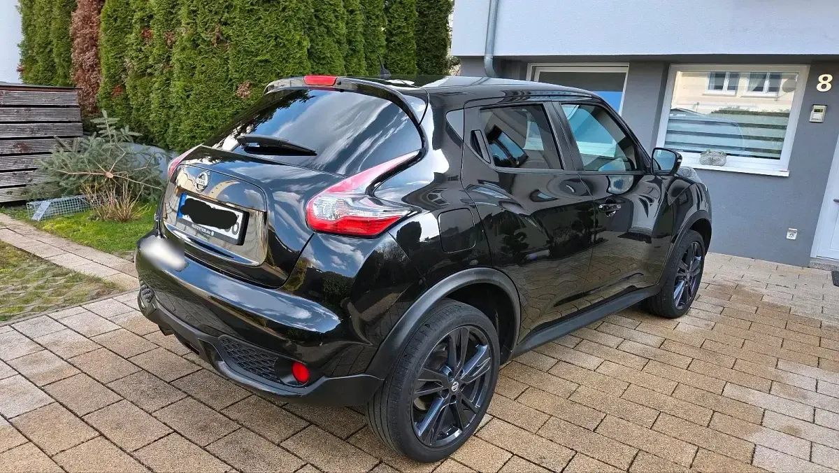 Gebraucht Nissan Juke 116 PS (85 kW) 2016 Schwarz SUV