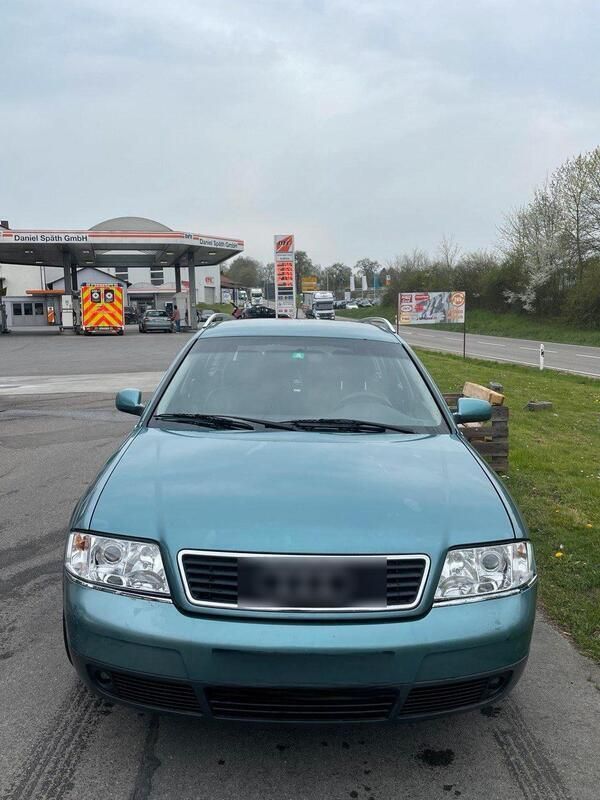 Blau Gebraucht 1999 Audi A6 Kombi | 1.500 € (Fairer Preis) - Bild 1/4