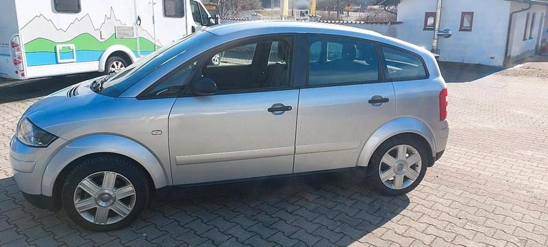 Gebraucht Audi A2 75 PS (55 kW) 2001 Silber Kleinwagen