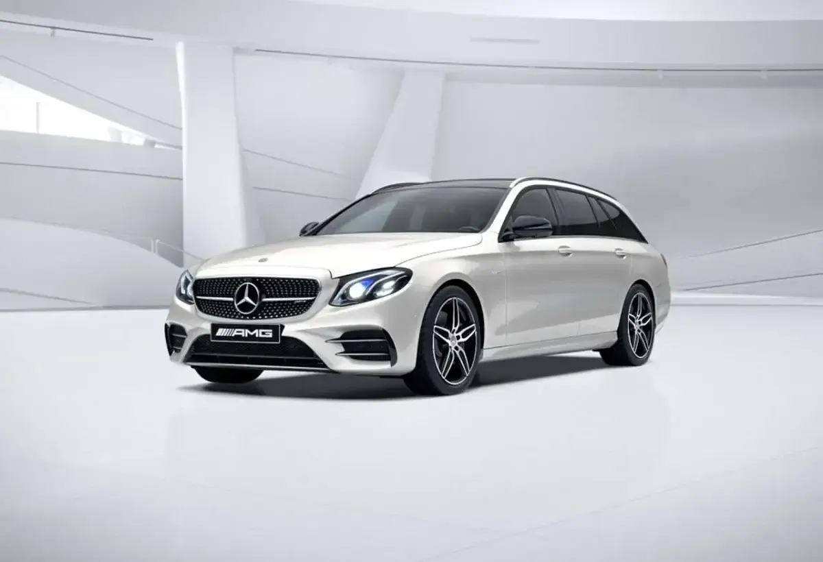 Gebraucht Mercedes E43 AMG AMG 401 PS (294 kW) 2018 Manufaktur diamantweiß bright Limousine