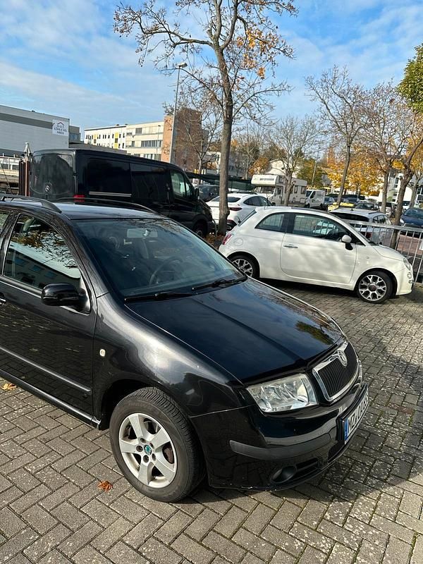 Schwarz Gebraucht 2007 Skoda Fabia Kombi | 1.800 € (Fairer Preis) - Bild 1/4