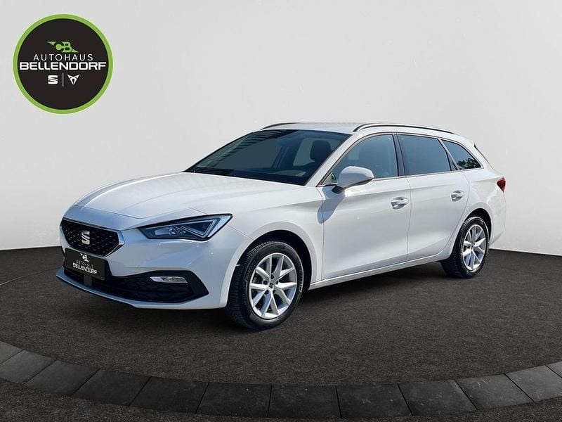 Weiß Gebraucht 2022 Seat Leon Style Kombi | 20.940 € (Guter Preis) - Bild 1/4