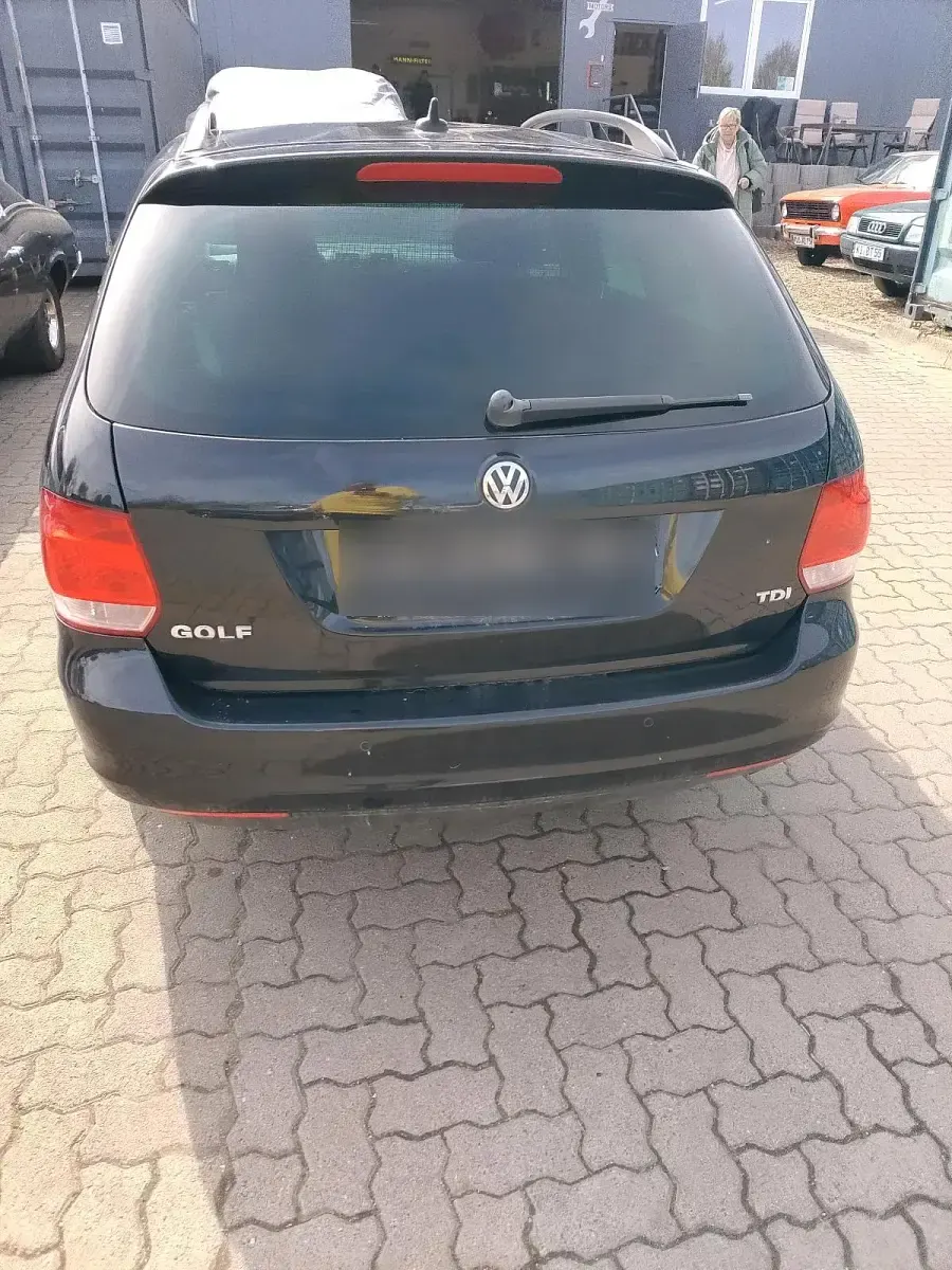 Gebraucht VW Golf VI 105 PS (77 kW) 2009 Schwarz Kleinwagen
