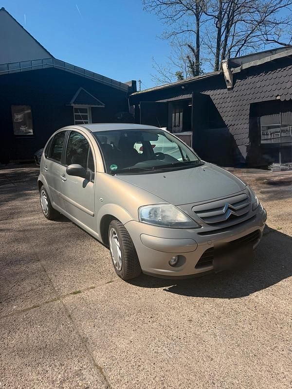 Gebraucht Citroën C3 108 PS (79 kW) 2006 Gold Kleinwagen