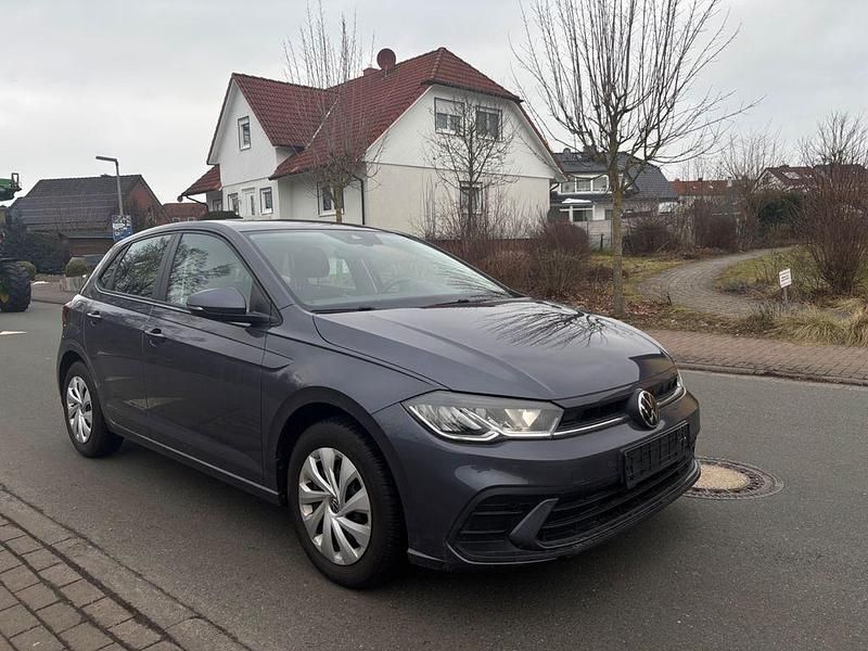Gebraucht VW Polo 80 PS (58 kW) 2022 Grau Kleinwagen