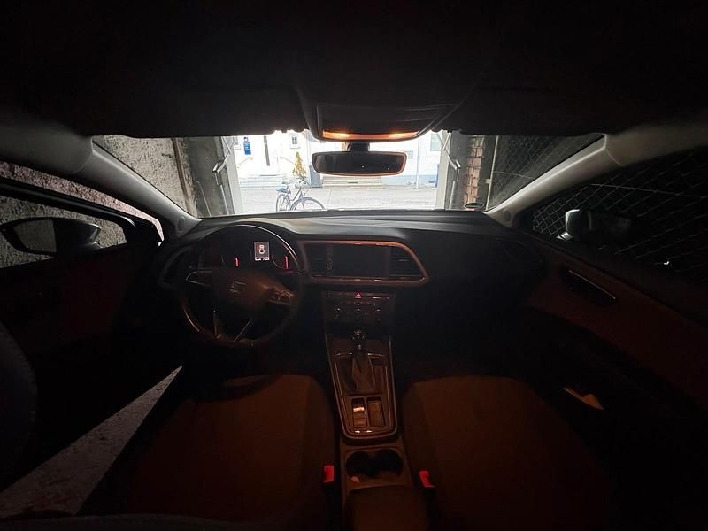 Second-hand Seat Leon Style 116 CP (85 kW) 2017 Gri Break