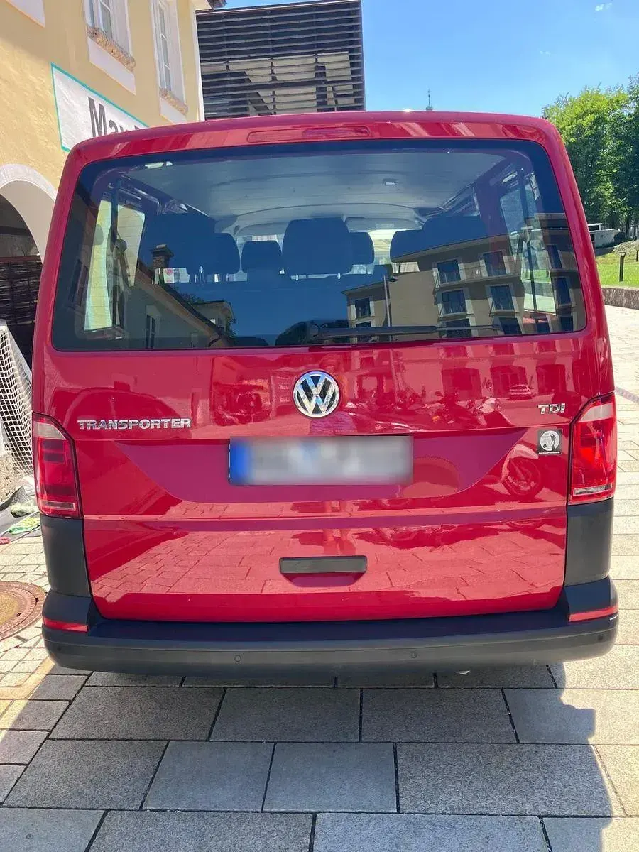 Gebraucht VW T6 102 PS (75 kW) 2018 Rot Van