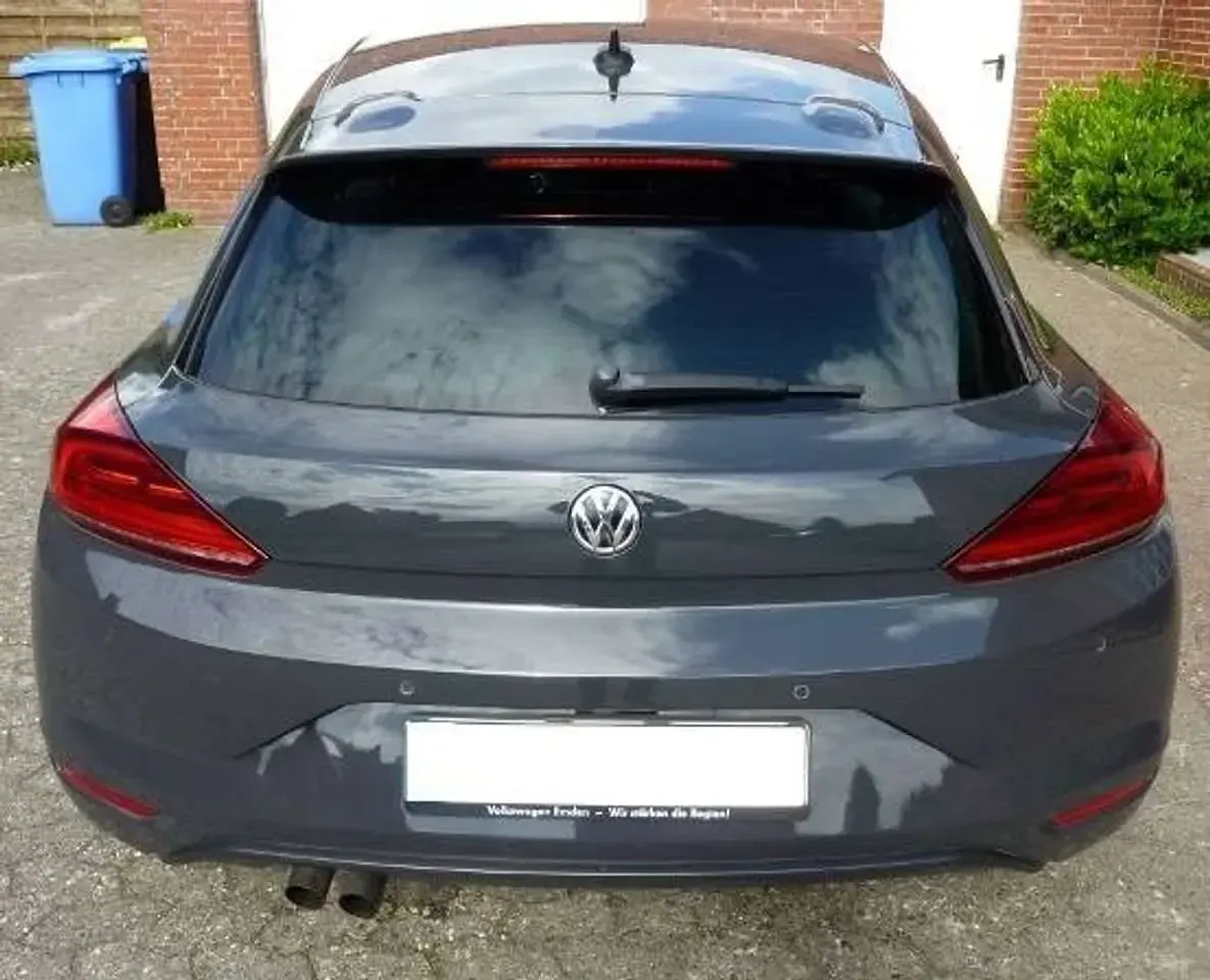 Gebraucht VW Scirocco Allstar 125 PS (91 kW) 2016 Grau Coupé