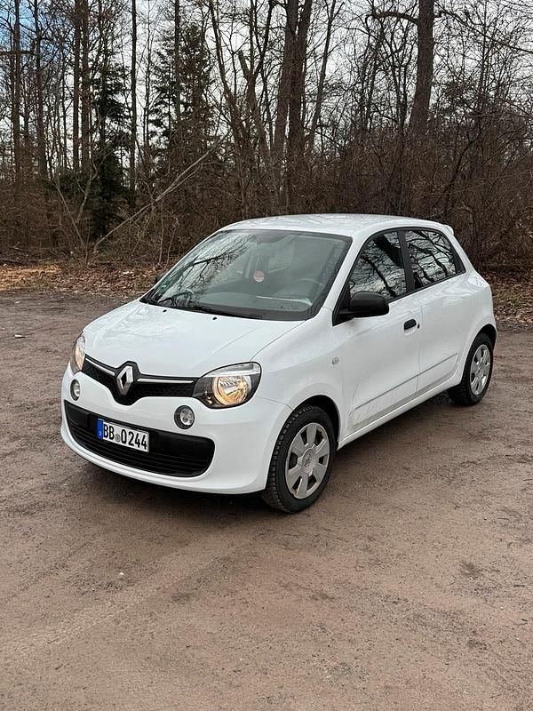 Weiß Gebraucht 2016 Renault Twingo Kleinwagen | 4.300 € (Guter Preis) - Bild 1/4