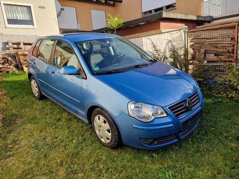 Blau Gebraucht 2006 VW Polo Kleinwagen | 2.600 € - Bild 1/4