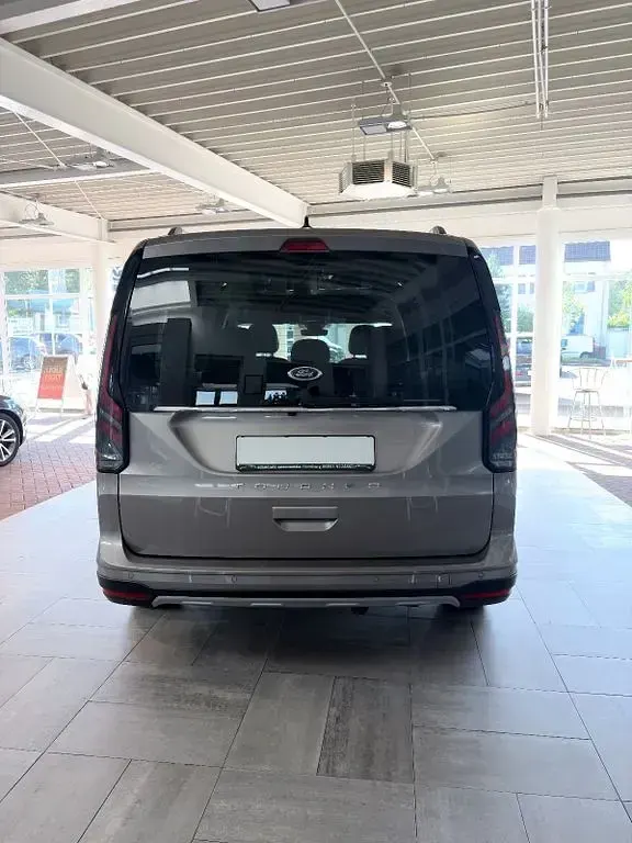Gebraucht Ford Tourneo Connect Active 122 PS (89 kW) 2023 Silber Van / Kleinbus