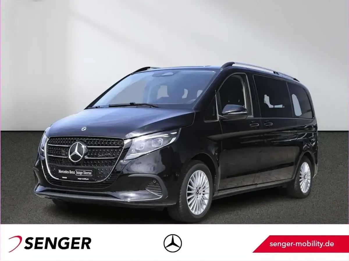 Gebraucht Mercedes V220 Style 163 PS (119 kW) 2025 Van / Kleinbus