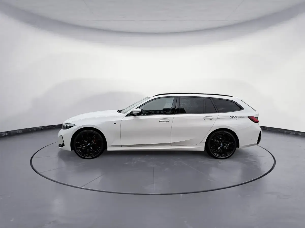 Używany BMW 320 M Sport 190 KM (139 kW) 2025 Kombi