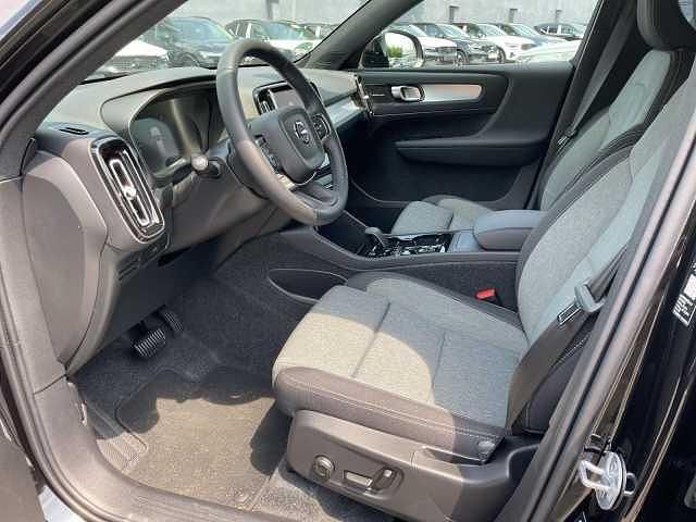 Gebraucht Volvo XC40 120 PS (88 kW) 2025 SUV