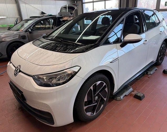 Gebraucht VW ID.3 Pure 110 kW (150 PS) 2021 Gletscherweiß (metallic) Kleinwagen