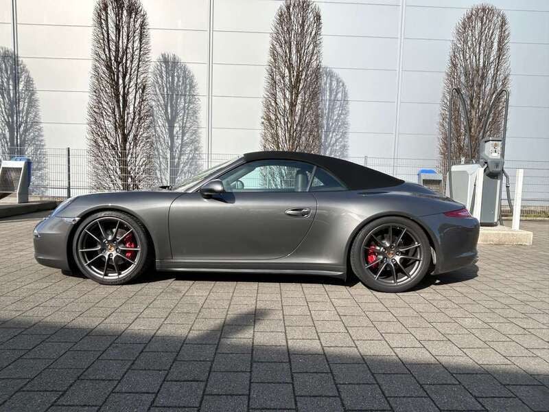 Grau Gebraucht 2013 Porsche 911 Carrera 4 Cabriolet Cabrio | 91.500 € (Teuer) - Bild 1/4