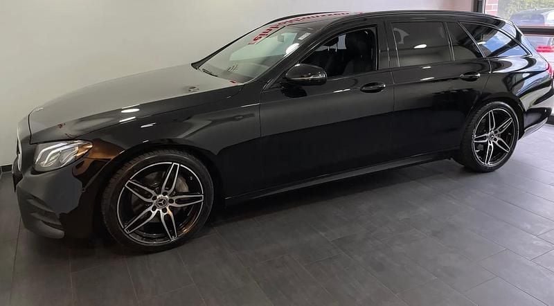Gebraucht Mercedes E220 AMG line 194 PS (142 kW) 2020 Schwarz Kombi