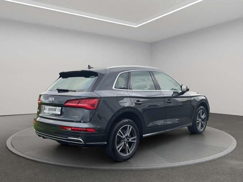 Gebraucht Audi Q5 Design 163 PS (119 kW) 2019 Manhattangrau metallic SUV