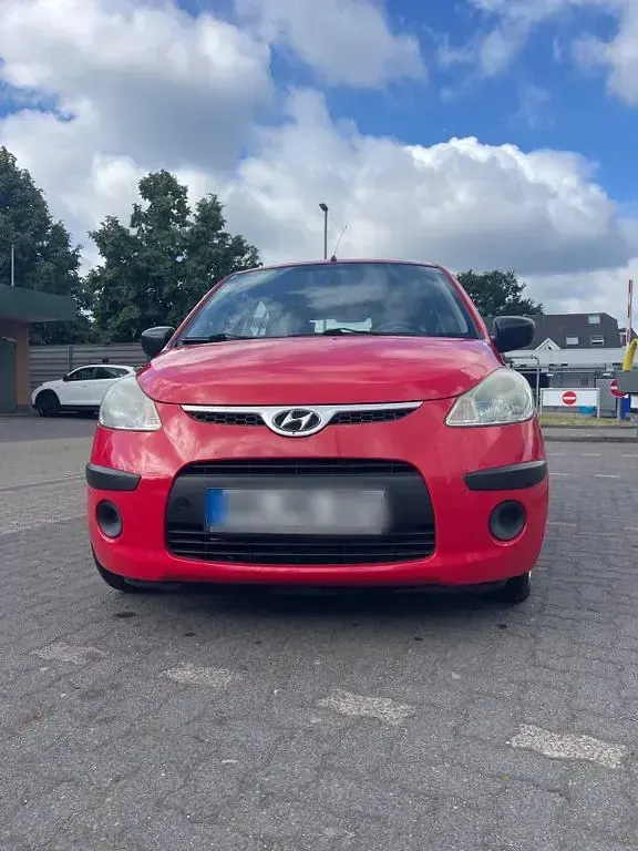 Gebraucht Hyundai i10 67 PS (49 kW) 2009 Rot Kleinwagen