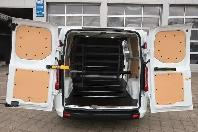 Gebraucht Ford Transit Custom 105 PS (77 kW) 2023 Frostweiß Van