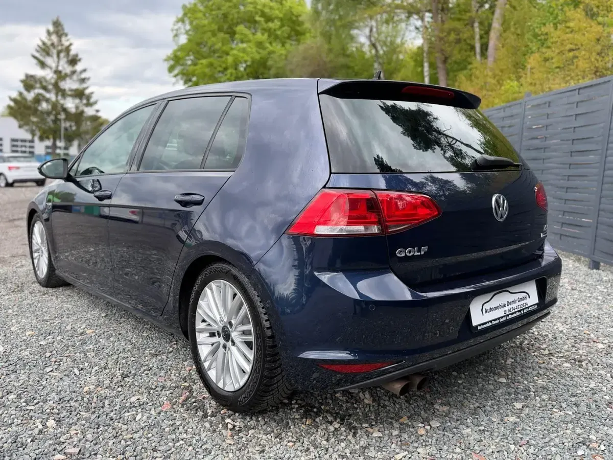 Gebraucht VW Golf VII Cup 122 PS (89 kW) 2014 Blau Kleinwagen