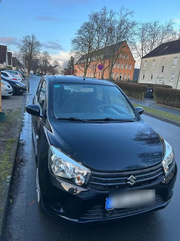 Gebraucht Suzuki Celerio 49 PS (36 kW) 2015 Schwarz Kleinwagen