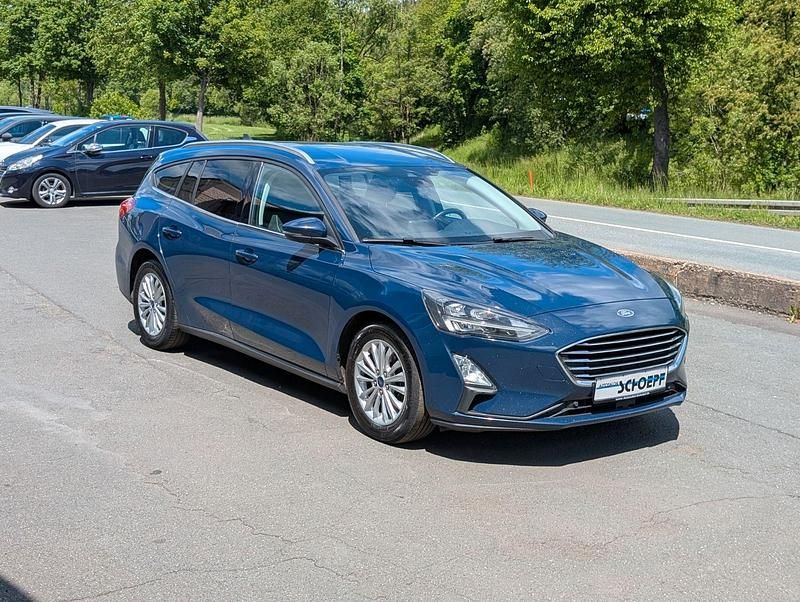 Gebraucht Ford Focus Titanium 150 PS (110 kW) 2020 Blau Kombi
