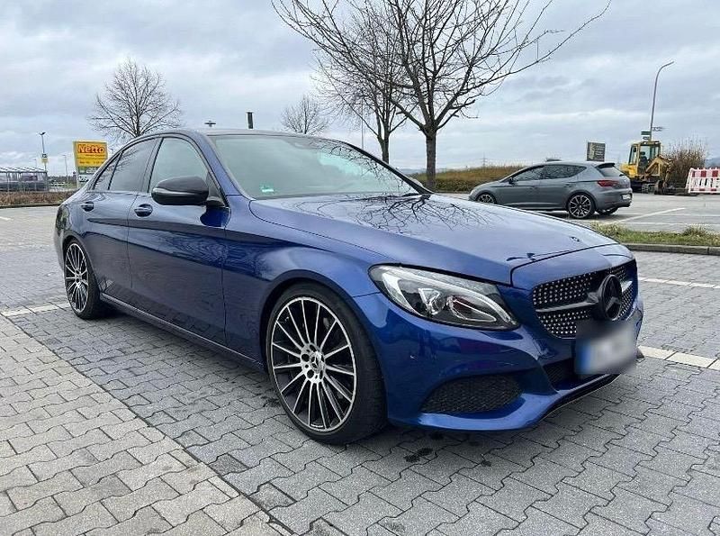 Gebraucht Mercedes C300 AMG 231 PS (169 kW) 2017 Blau Limousine