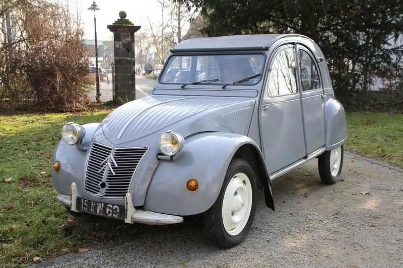 Gebraucht Citroën 2CV 12 PS (8 kW) 1958 Grau Limousine