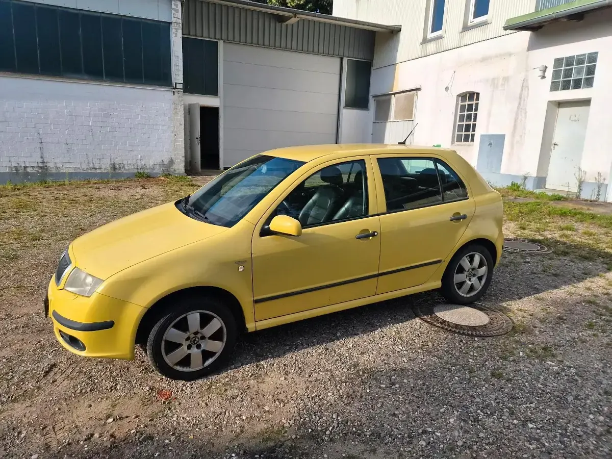 Gebraucht Skoda Fabia 100 PS (73 kW) 2005 Gelb Kleinwagen