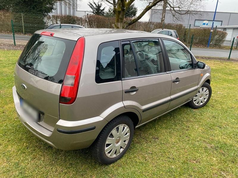 Gebraucht Ford Fusion 80 PS (58 kW) 2004 Silber Kleinwagen