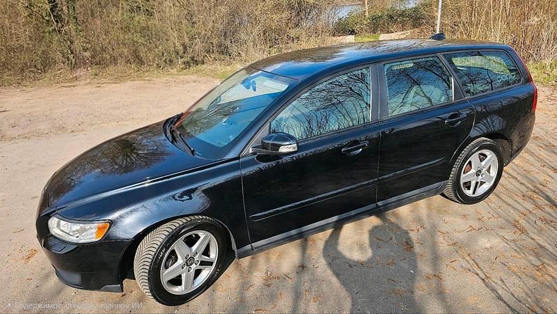 Gebraucht Volvo V50 109 PS (80 kW) 2009 Schwarz Kombi