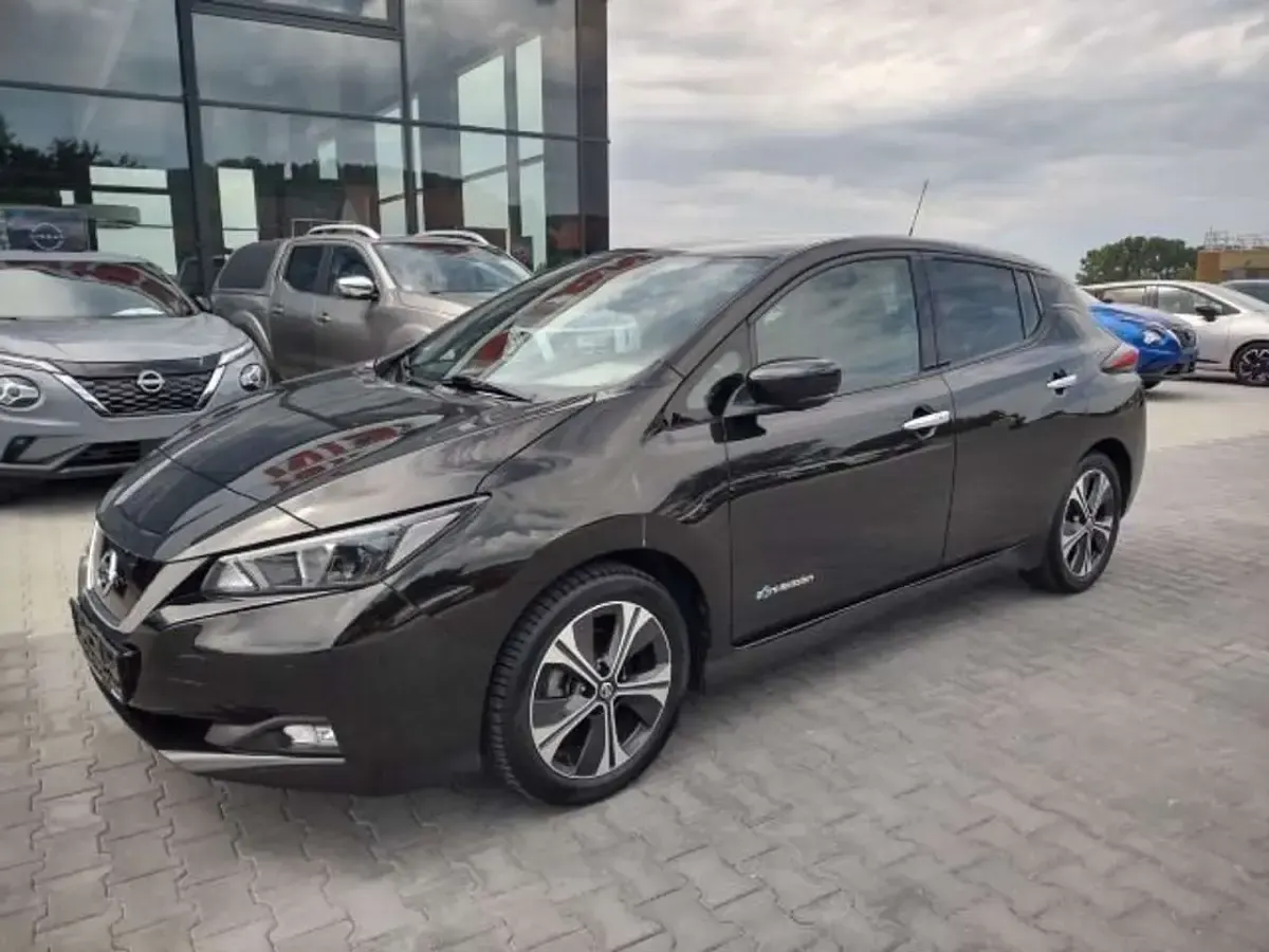Gebraucht Nissan Leaf N-Connecta 110 kW (150 PS) 2019 Schwarz Kleinwagen