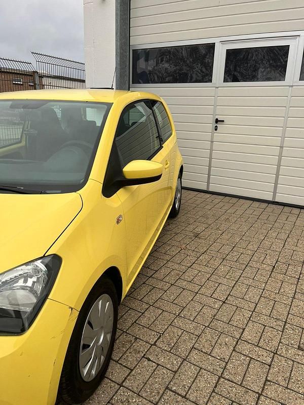 Gebraucht Seat Mii 59 PS (43 kW) 2012 Gelb Kleinwagen