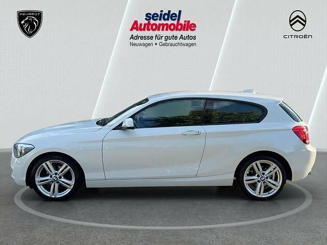 Gebraucht BMW 118 Advantage 170 PS (125 kW) 2014 Weiß Kleinwagen