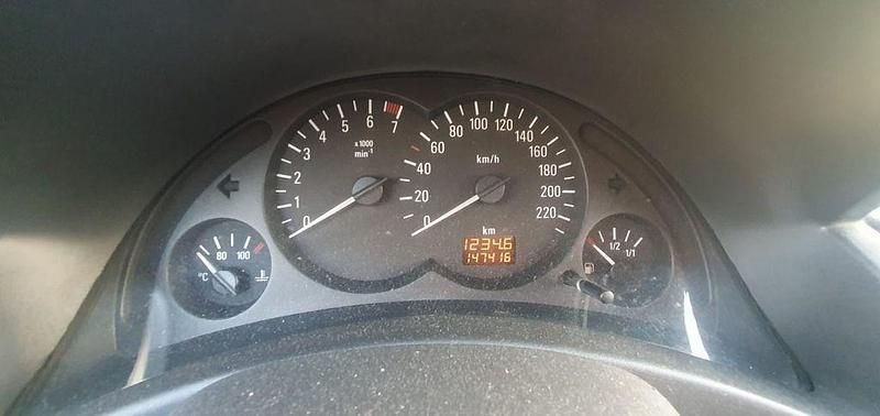 Gebraucht Opel Corsa 60 PS (44 kW) 2006 Schwarz Kleinwagen