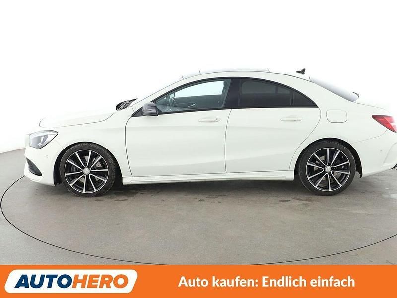 Gebraucht Mercedes CLA250 AMG line 211 PS (155 kW) 2017 Weiß Limousine