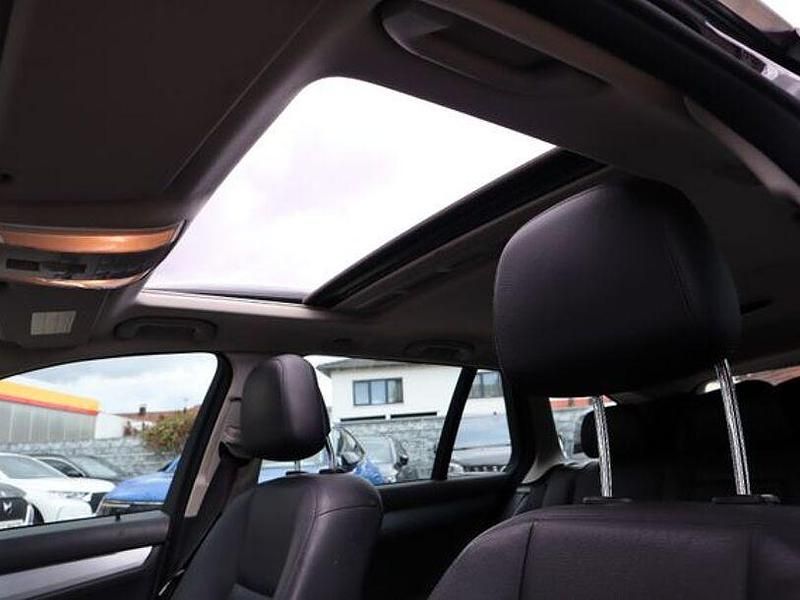 Gebraucht Mercedes C300 231 PS (169 kW) 2009 Schwarz Kombi