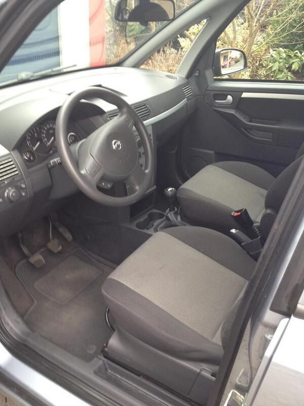 Gebraucht Opel Meriva 90 PS (66 kW) 2005 Silber metallic Van / Kleinbus