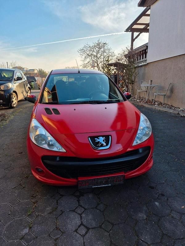 Gebraucht Peugeot 206 75 PS (55 kW) 2009 Rot Kleinwagen